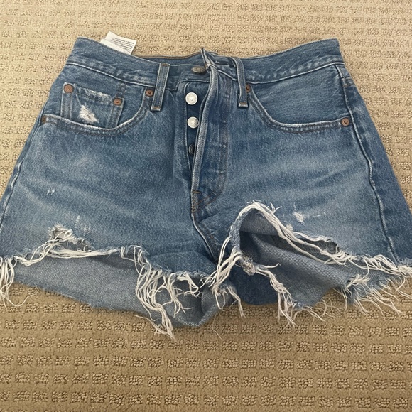 Levi’s 501 shorts - Picture 1 of 2